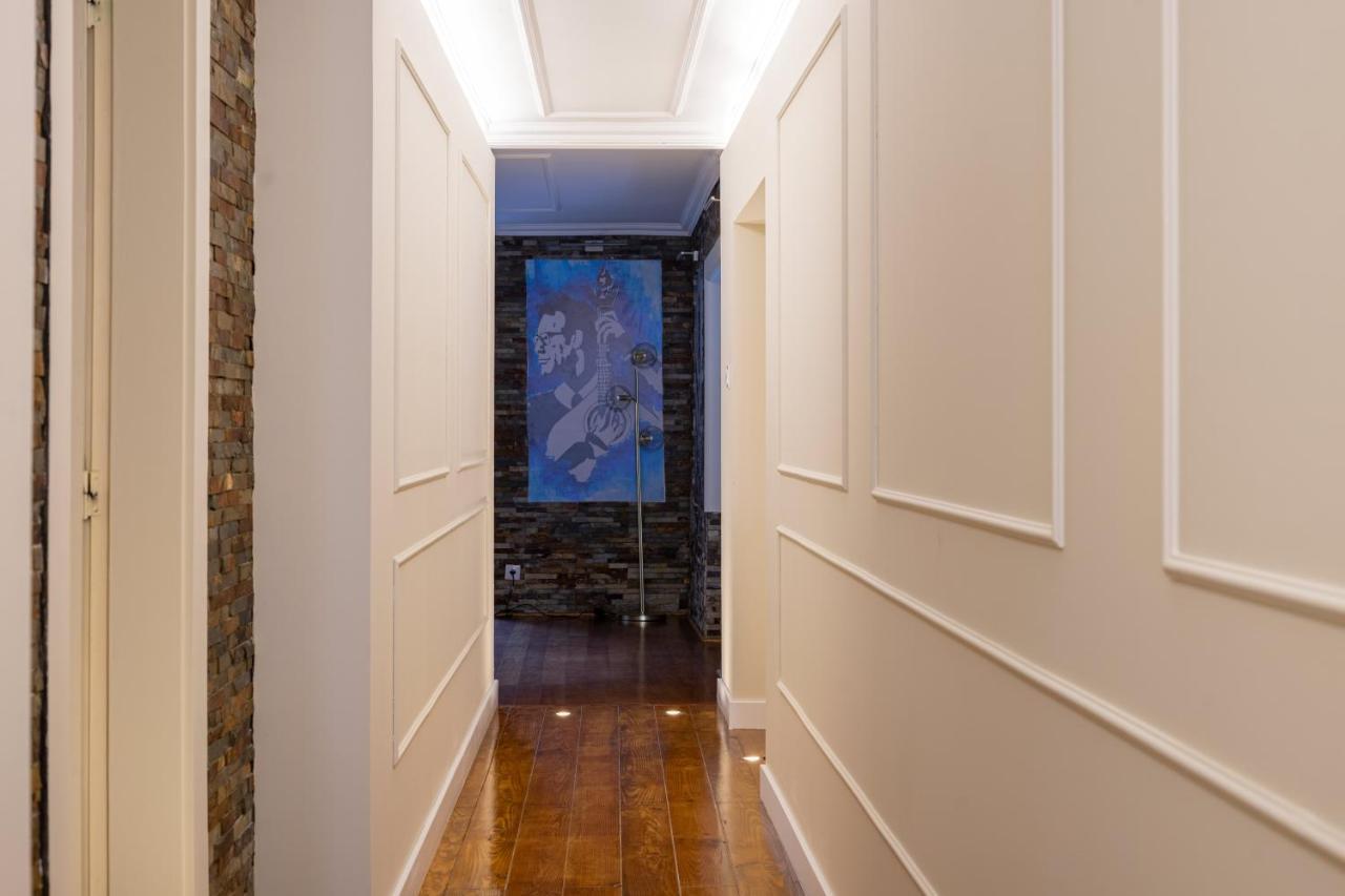 Charming Apt In Historic House Coimbra Bagian luar foto