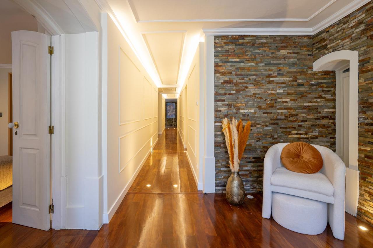 Charming Apt In Historic House Coimbra Bagian luar foto