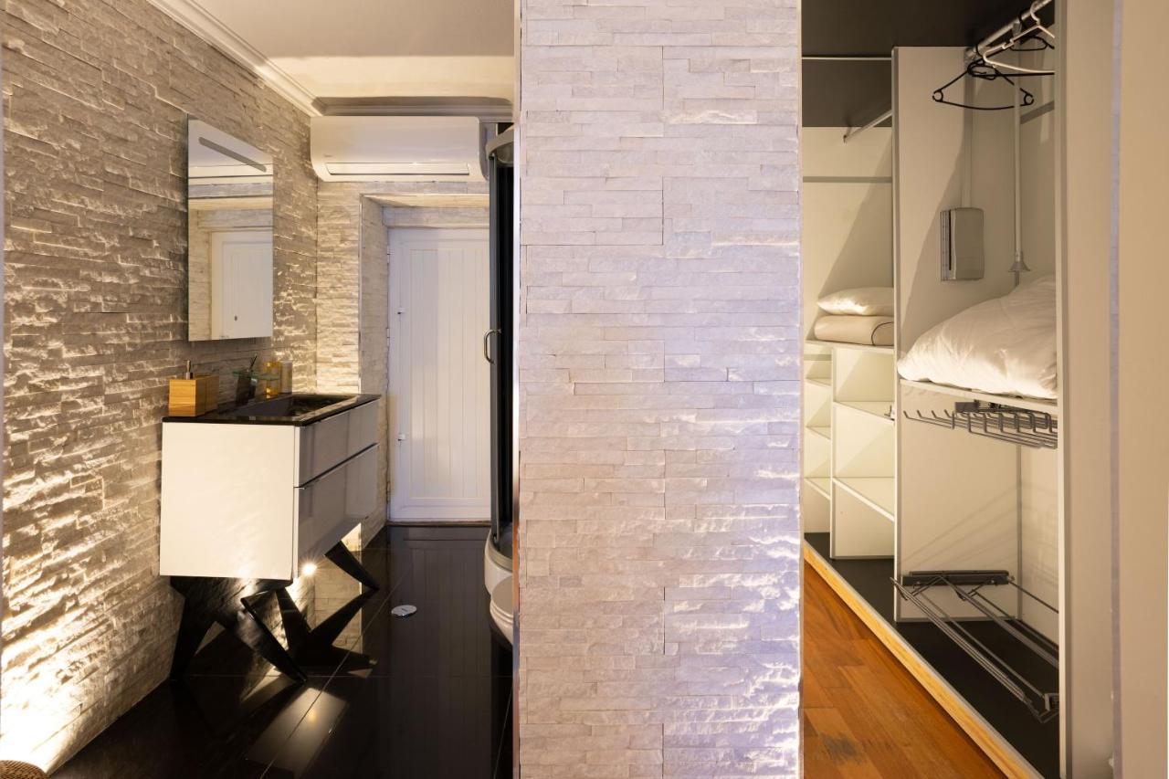 Charming Apt In Historic House Coimbra Bagian luar foto