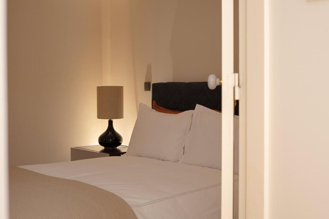 Charming Apt In Historic House Coimbra Bagian luar foto