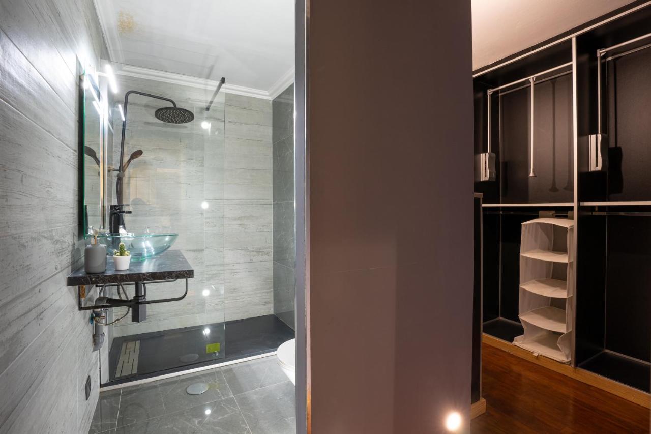 Charming Apt In Historic House Coimbra Bagian luar foto